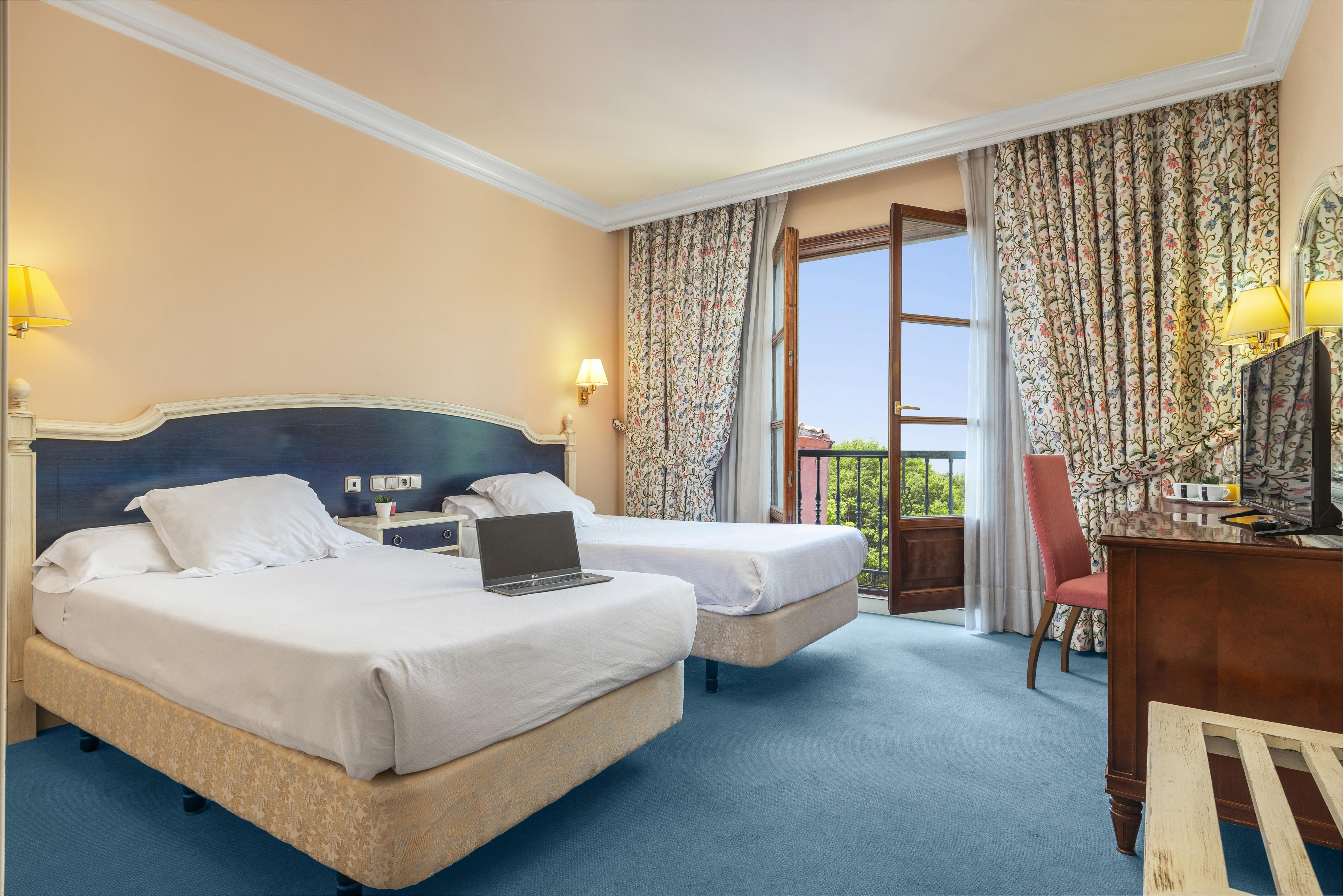 Tryp Bilbao Sondika Hotel Ngoại thất bức ảnh