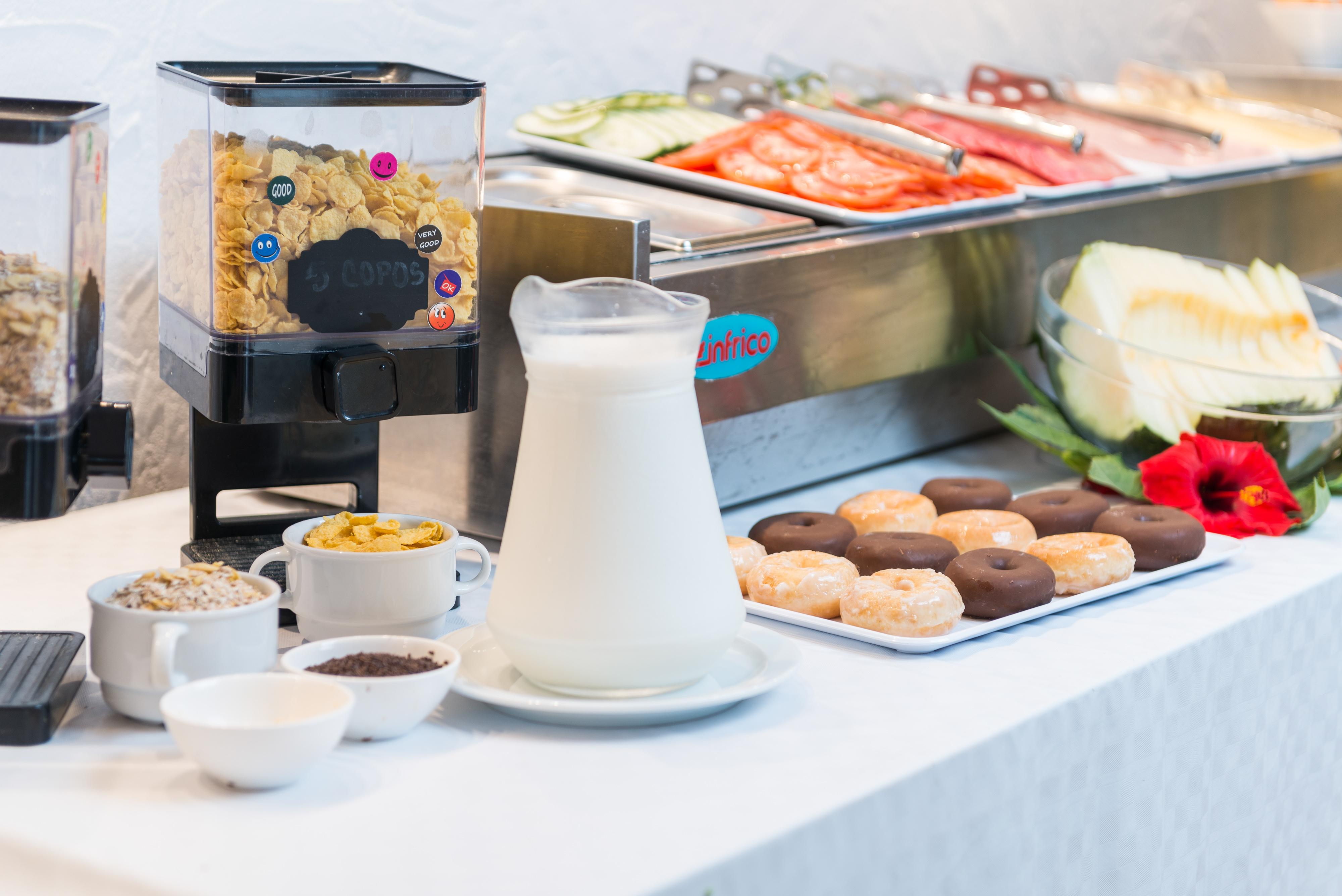 Tryp Bilbao Sondika Hotel Ngoại thất bức ảnh