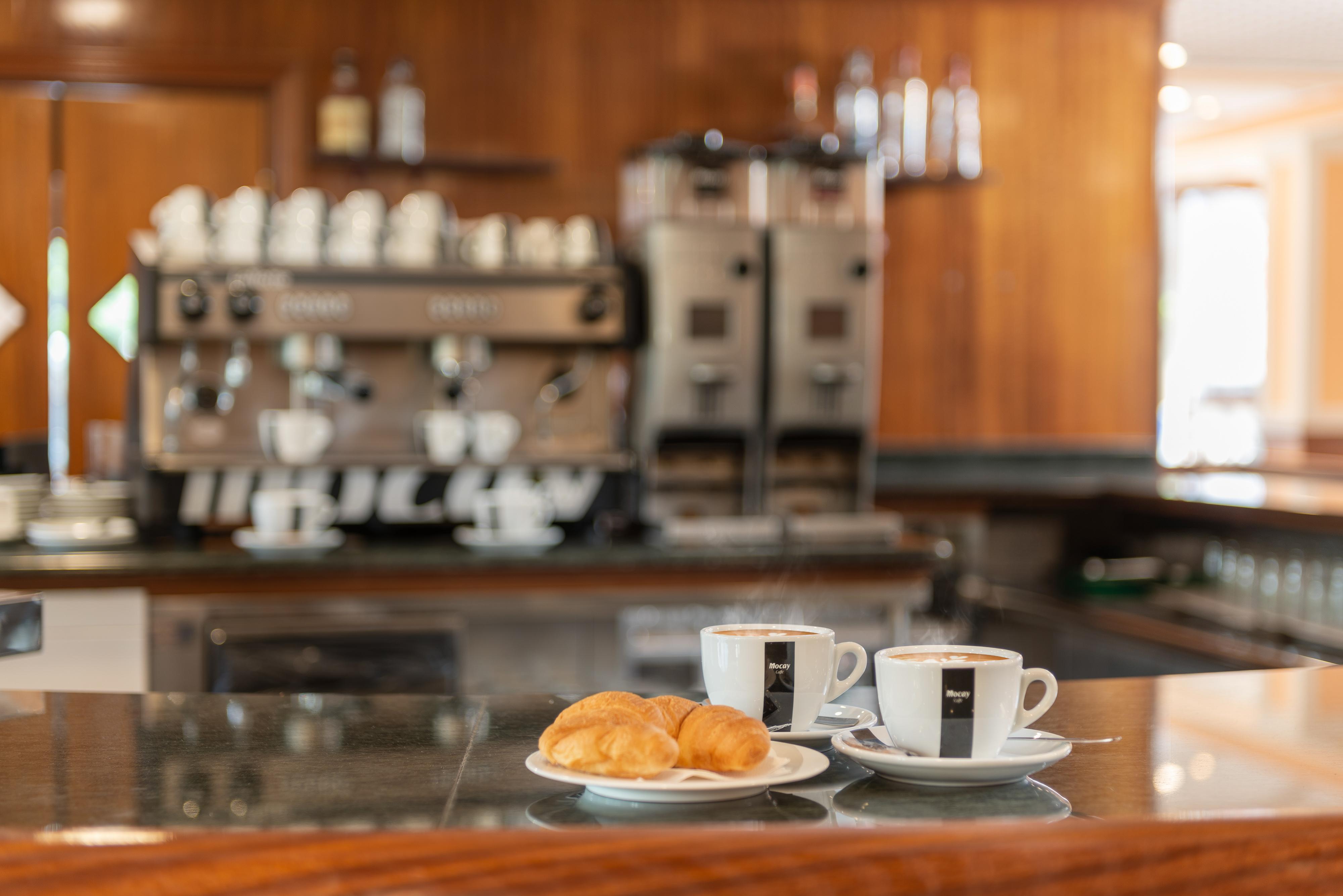 Tryp Bilbao Sondika Hotel Ngoại thất bức ảnh