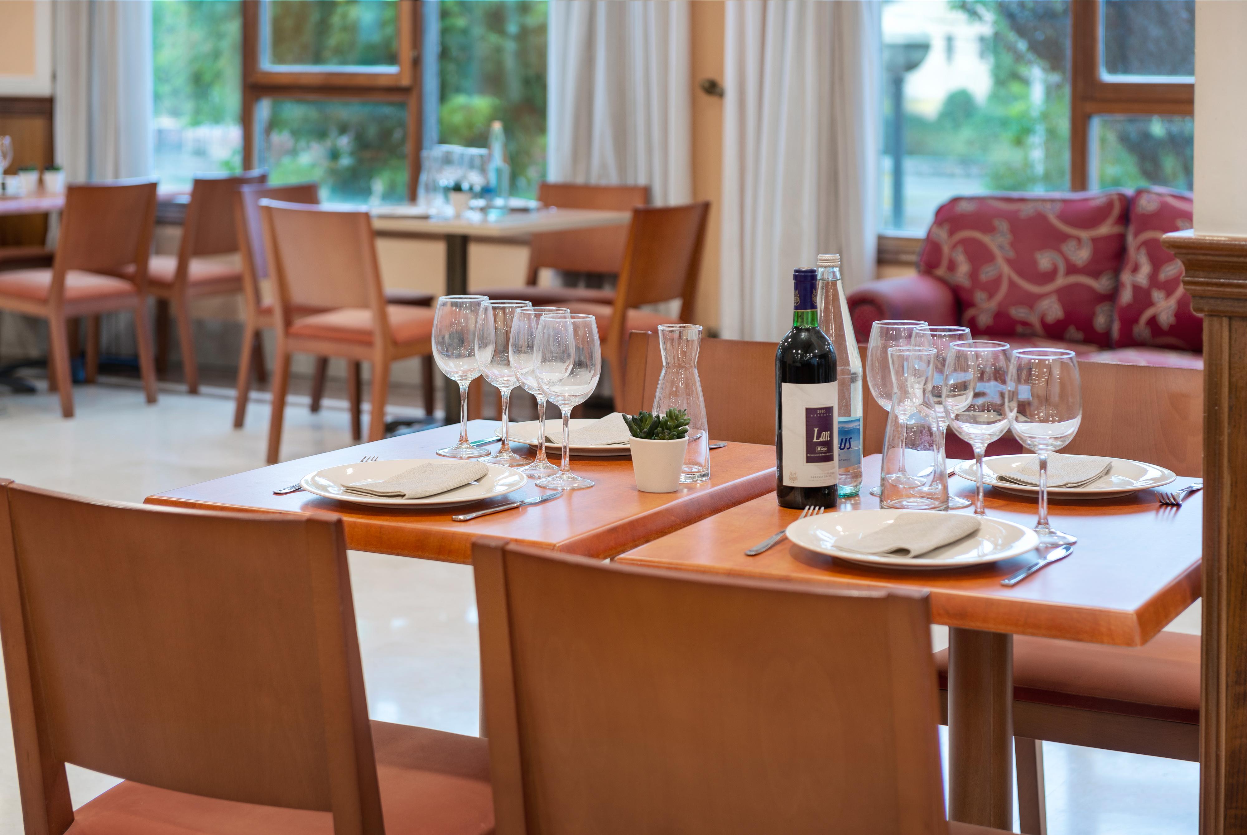 Tryp Bilbao Sondika Hotel Ngoại thất bức ảnh