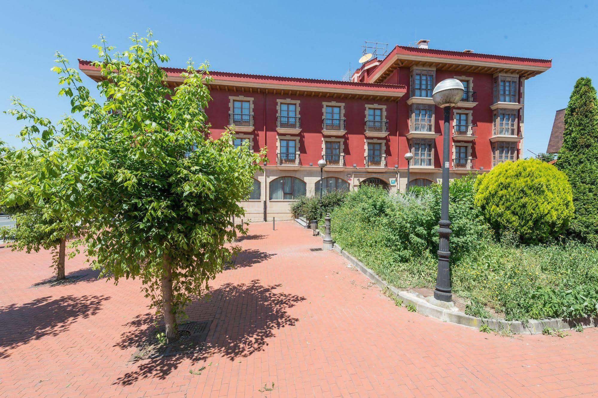 Tryp Bilbao Sondika Hotel Ngoại thất bức ảnh